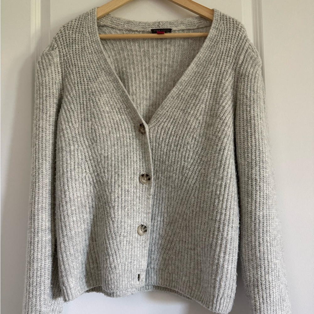 Vince Camuto Heather Gray Ribbed Button-Front Cardigan